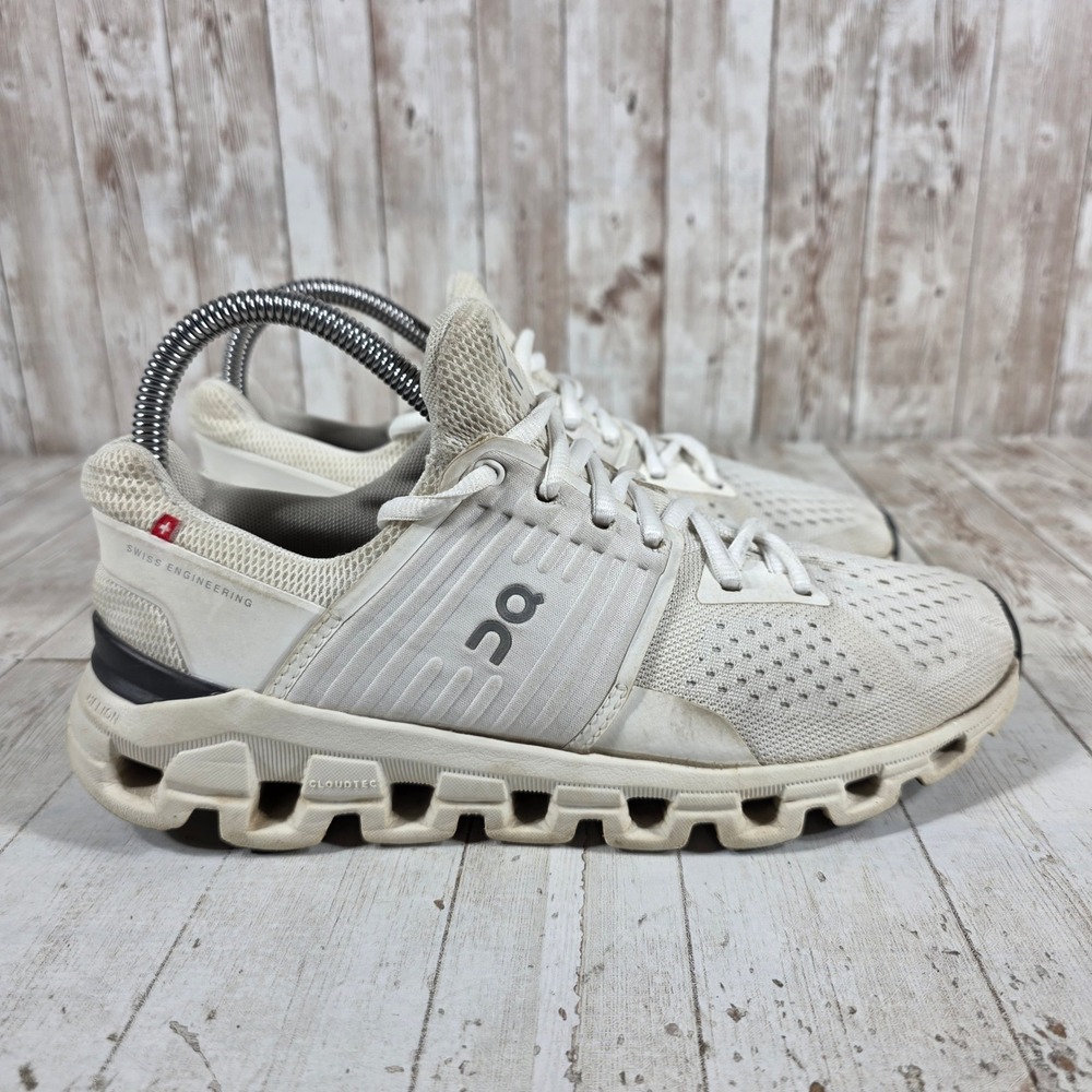 On Cloudswift Womens Running Shoes White Cream 41.98923 Size 7